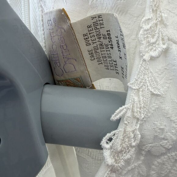 LDS Mormon Long White Temple Dress by California Dynasty Sz XS Floral Detail - Picture 6 of 8